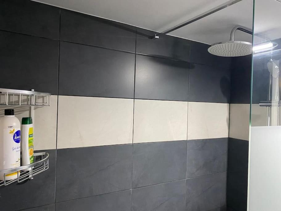 Apartment Cozy New Near The Athen