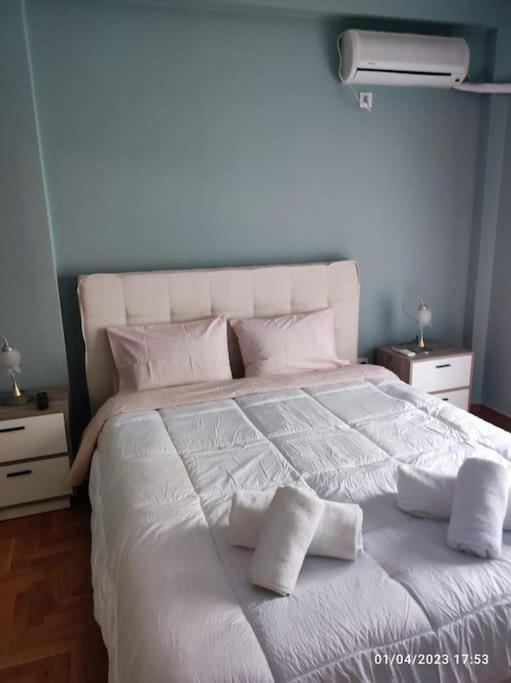 Διαμέρισμα Cozy New Near The